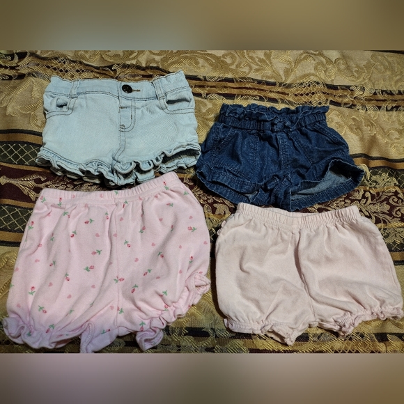 Baby Bundle Shorts & Shirts - Picture 2 of 2